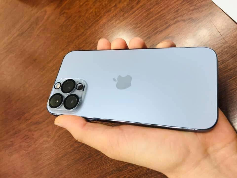 السلام عليكم
📱13 برو ماكس تك سيم كارت
ذاكره 1 تيرا
🔋بطاريات 88 ممبدله ولا مفتوح الجهاز
نضافه الجهاززز 100/100 وتر بروف جهاززز مكفول لامفتوح ولا مبدل بي شي شرق اوووووووسط  
الموقع/ بغداد المنصور
رقم الهاتف /*********** واتساب 
ملاحضه/ ضمان 7 ايام
