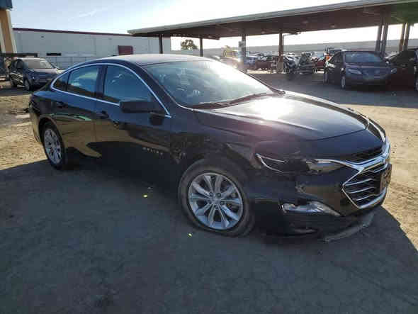 سلام عليكم ماليبو 2022 الي يدور جديد بجم كبس وقطعه وحده صبغ مواصفات معروفه هيترات كشن 
كشن كهرباء 
هاند بريك كهربائي 
هزه وفحص جديد وسنويه باسمي 
ادامه كامله دهن كير دهن مكينه فلاتر سياره جاهزه من كلشي للاستفسار 
واتس اب ***********
***********
عنواني بغداد اعظمية
