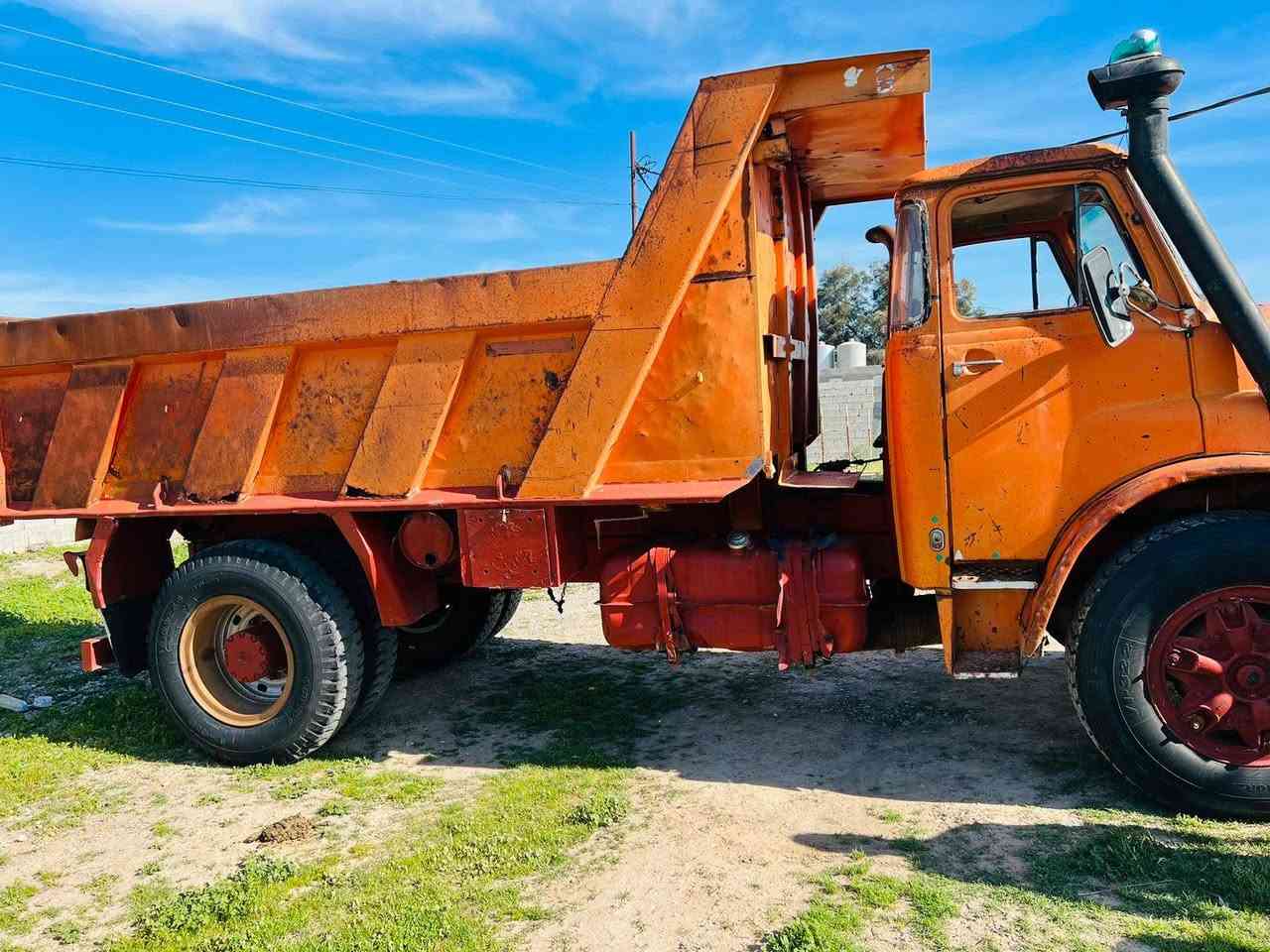 مان ٨٢ رقم صلاح الدين الماني سنويه بسمي لل٢٧
محرك ستندر لا صرف ولا بخار مابيها صبغ  جاهزه طخم تاير جديد باتريات جدد كهربائيات الويل الخلفي صاج اكسل شركه  تستلمه حصة كاز تريد   تحويل ثاني يوم للبيع 135 وبيه مجال   المكان كركوك /قضاء الحويجه
‏‪***********‬‏
