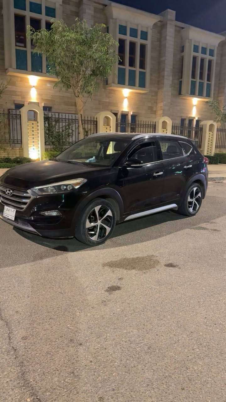 السلام عليكم ..
توكسان 2017 رقم بغداد مشروع وطني قطعتين قبق جنطة وطرف بنيد بدون دواخل الشواصي واللغود والتكم كلها مكفوله 
وارد أمريكي فول عدا الفتحه مشروع وطني بغداد بصمة حساسات أشاير مري كشنات تدفئه تحكمات كشنات تحكمات ستيرن كشنات كهرباء جلد داخل اسود ترحيب شاشه كامرا منفذ شحن UBS حساس اطارات  تبريد فول قطعتين مكان السيارة كربلاء السعر 135
***********
