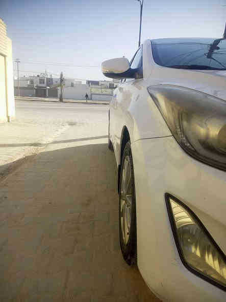 سلام عليكم النترا للبيع مويل 16 مكفول كفاله عامه ماعدا الدعاميه الوره امبدله فقط والباقي كفاله عامه 
فتحه ويل كب أربعه دسك اشاير بل المري لد امامي سحاسات اماميه أو خلفيه محرك 1800 المرغوب تبريد امامي أو خلفيه  تبريد ثلج يدات نيكل السعر 138 الرقم 
***********
