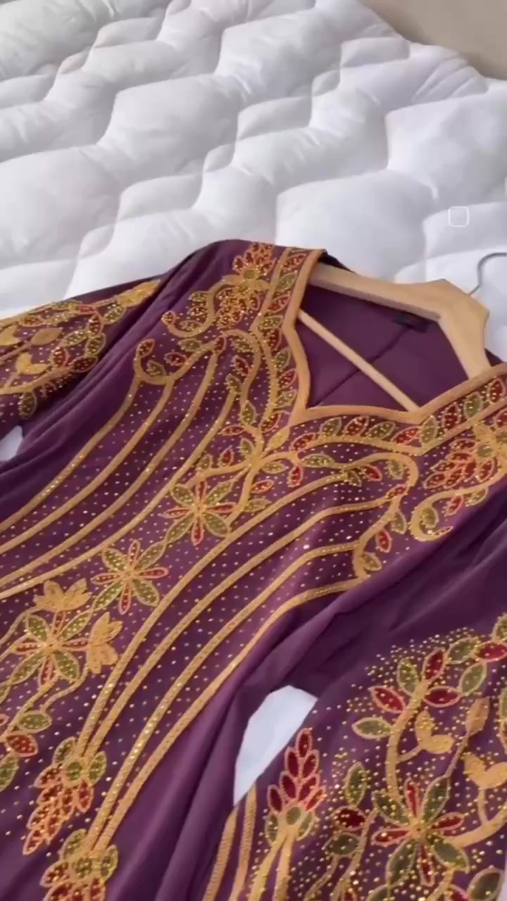 الجمال وصل 
دراعه الخامه كشمير مطاط مكفول
كله شغل ستراس حراري ثابت 
القياسات L xl xxl 
السعر ١٦٠ الف


**إذا كنت صاحب هذا الإعلان وتريد حذفه لأي سبب، رجاءا أرسل رسالة إلى الدعم الفني**