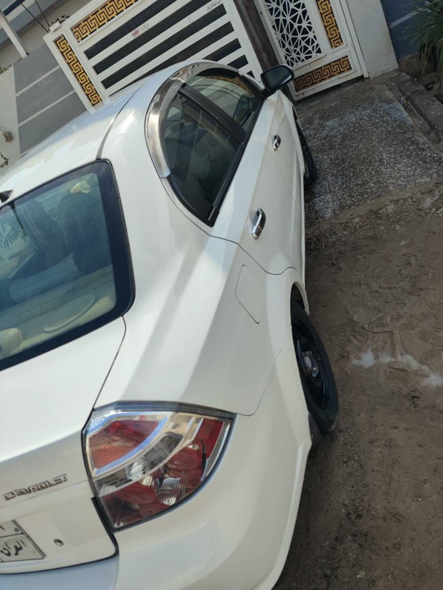 افيو مديل 11 بيه 4 قطع صبغ رقم اربيل الماني سياره جاهزه من كلشي فول اتوماتيك تبريد شغال محرك 1600 
 *********** النجف, العراق
