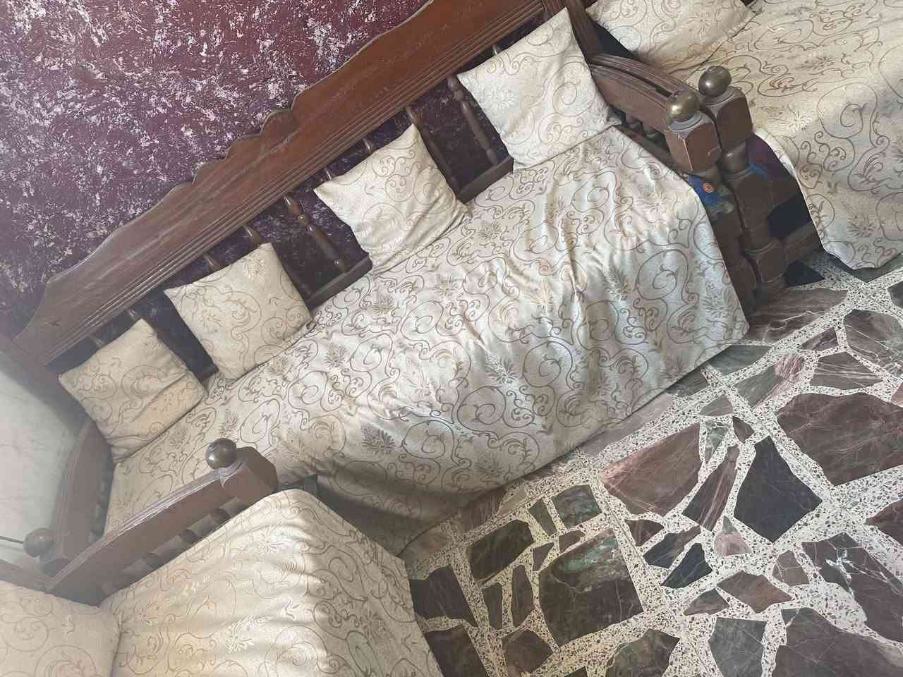 قنفات عدد 3 خشب صاج باب اول السعر 200
العنوان بغداد مدينه الصدر


**إذا كنت صاحب هذا الإعلان وتريد حذفه لأي سبب، رجاءا أرسل رسالة إلى الدعم الفني**
