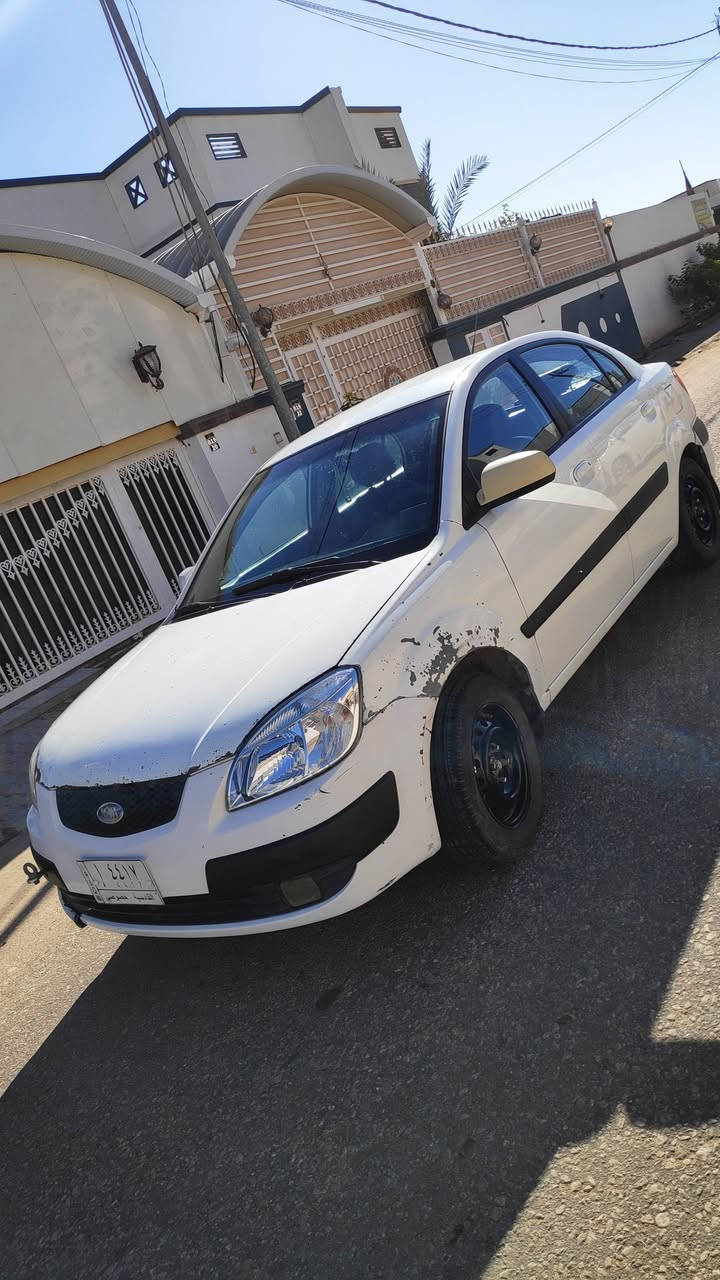 للبيع كيا ريو موديل 2006 خليجي بإسمي 
مكينة وگير شرط 
گشر غير مكفول 
للبيع السعر 65 وبيه مجال بسيط 
باقي التفاصيل تواصل على الرقم ***********
