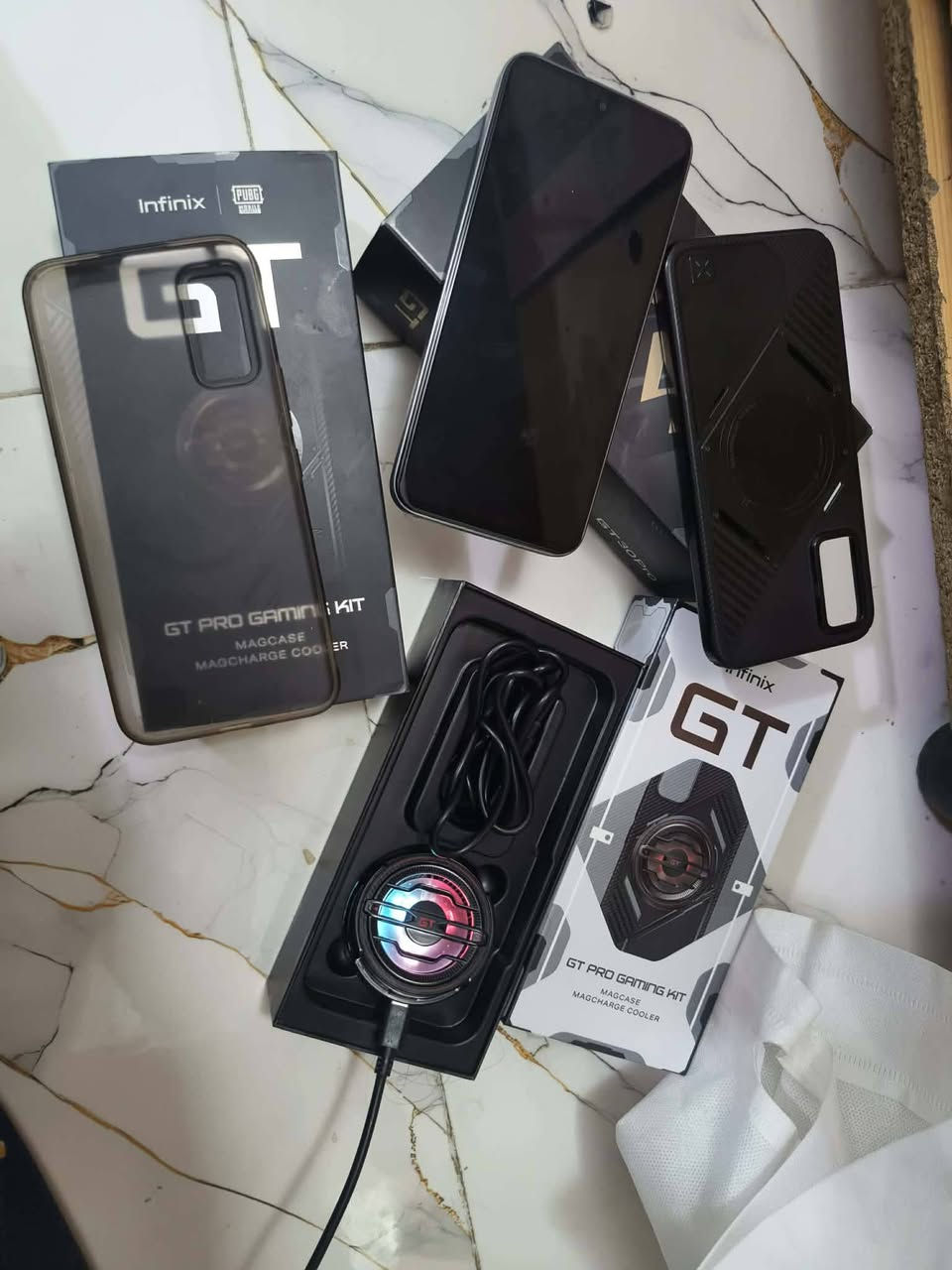 السلام عليكم شلونكم شباب موبايل للبيع انفنكس جي تي 30 برو الجهاز غني عن التعريفف الجهاز 120 فريم استخدامه عشره ايام جهاز مكفول  حتى من الشخط شباب المو شراي اليكسر بحلال أناس اختصاصه بوبجي وبي شفتات بوبجي بلديات مقاطعه موجوده على اليوتيوب اسعر 310قفل من الخير ألن شتريته 390 مروس حسب القنعه مكاني نجف وشراي شلع عيوني


**إذا كنت صاحب هذا الإعلان وتريد حذفه لأي سبب، رجاءا أرسل رسالة إلى الدعم الفني**