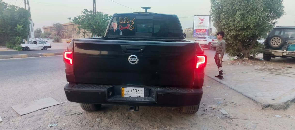 اعادة النشر بسبب الوعود الكاذبة للاسف
نيسان تيتان موديل 2017 شرط الوحيده بشكلها هذا بالعراق
للبيع للبيع للبيع فقط 
رقم بغداد مداور ثاني يوم باسم ولد من اهل اليرموك 
                            (باب طويل بدي قصير )
وارد امريكي 
مكينه وكير شبه الجديد لا تنقيص ولا تبخير 
حجم المكينه 5600 
الحلو بيها صيف شتاء تشتغل بانزين عادي بس اني عن نفسي افولها محسن 
حداديه مسويها من شهرين شبه الجديده 
مثيت سرعه 
رادار نقطه عمياء 
حساسات امامي خلفي 
شاشه دشبول 
كاميرا خلفيه 
گير تعليك
تبريد ثلج قطعتين 
تحكم ستيرن 
كاميرا خلفيه 
كشنات تدفئة 
تايرات جدد شرط ووصلهن موجود 
السياره نظيفة وحلوه واضافاتها احلى 
حادثها موضح بالصور المرفقه مع السونار 
عليها ادامه كاملة لمنظومة البانزين كاملة 
السياره سنويتها انتهت قبل 20 يوم 
السياره عليها غرامات 600 الف دينار ينزلن من السعر النهائي بعد الاتفاق
مكان السياره النجف 
السعر 170 وبيها مجال قليل
للاستفار الاتصال على رقمي او التواصل واتساب *********** النجف, العراق
