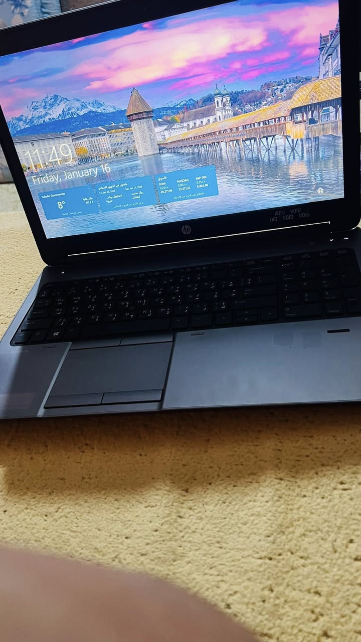 لاب توب للبيع مستخدم شي بسيط غراضه كامله السعر225الاستفسار ***********
