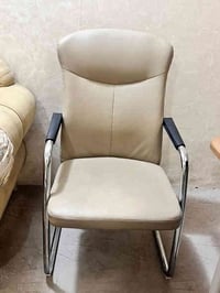 أغراض مكتب • نضيفات • للبيع