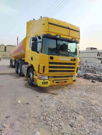 سكانيه بومه2002   حمولة 37 اسود 38 بياضات    (‭٠٧٨٣ ٢٢٥ ٧٢٩٦‬)