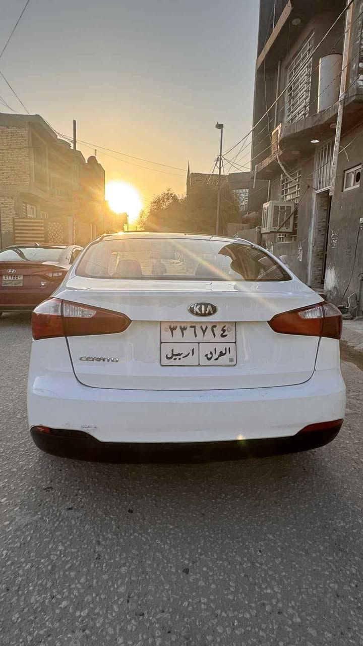 سيراتو مديل14خليجي فول سياره بيهه قطعه وحد فقط سونار مرفق بل منشور سعر 128 وبيه مجال بصيط ***********
