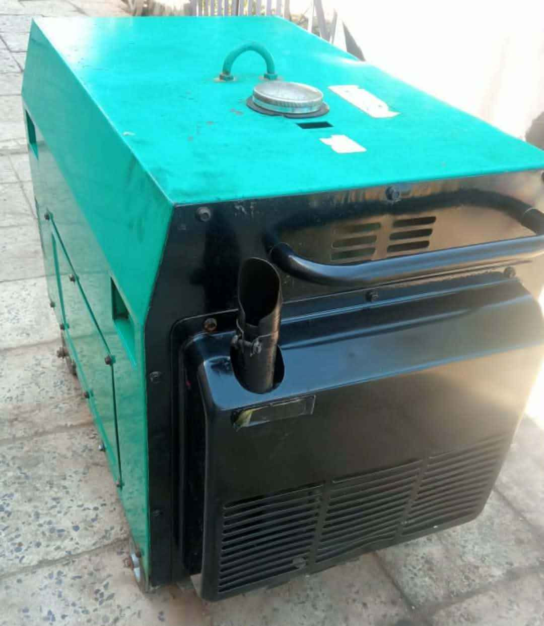 مولدة كاتم كاما 20امبير 5Kv
نظيفه جدا محرك  شغاله مابيه اي نقص نگره سلف ملف بلادي  افحص وشغل وشوف كهرباتها واقتنع 
السعر 450 الف وبيها مجال كلش بسيط 
مولدة مال بيت لابياع شره ولا مصلح 
مكاني نجف بغداد, العراق


**إذا كنت صاحب هذا الإعلان وتريد حذفه لأي سبب، رجاءا أرسل رسالة إلى الدعم الفني**