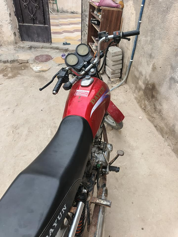 السلام عليكم ورحمة الله وبركاته دراجه دايون عضم للبيع موديل 2020 كلك مكفوله كفاله من سرقه المكان القاسم سوق دوهان الرقم ***********
