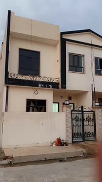 التربية الخامسه • ١٠٠م • واجهة ٦٫٢٥م