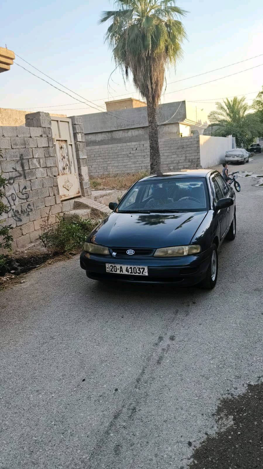 سيفيه موديل 95سنويه ل29 مشروع وطني محرك مفتوح كير عادي محرك شرط لاصرف ولابخار مكينه ناعمه وخير من الله كير كذالك صدر كله جديد مسوي كهربائيات كلهة شغاله طوافه كيج حماوه 4جام يصعد وينزل كله شغال لايت عالي ناصي مكفوله من الخياس والشواصي والفرممات اي عيب مابيهة سعر 28 مكاني الخالص فقط تحويل السياره ***********