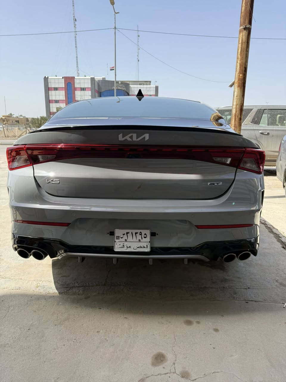 نــوع الــمـركـبة:- K5 - GT
الـــــمــوديــــل:-2024
حــجـم الـمـحرك:- Turbo 2500
الــــعـــــــــداد:20 الف ميل
الايــــربــاكـــات:-بدون ايرباك بدون صبغ
الـــــــوحـــــــة:- حرة بدون لوحات تترقم اي محافظة
 السعر  💲 220💲 قفل

- بصمه تشغيل + ابواب
- تشغيل عن بعد ( Remote Start )
- بنوراما فتحتين 
- داخل جلد ( اسود خط احمر )
- كشنات كهربائيه للسائق مع تدفئه بالكشن مختم GT
-تحكم ستيرن جهـتين 
- شحن لاسلكي
- لايت زينون 4 عدسات ديناميكي
- كشافات زينون
- بك لايت لد متصل
- رادار امامي + خلفي + جانبي مع خاصيه العرض view
- نظام النقطه العمياء مع تحذير الاصطدام مع خاصيه التوقف التلقائي 
- مثبت سرعه ذكي تفاعلي مع الرادار 
- نظام كشف حركه المرور الخلفيه توقف ذاتي عند مرور شخص او سيارة من الخلف 
- مساعدة البقاء في المسار في حال عدم الانتباه 
- مساعد الخروج الامن عند فتح الابواب 
- شاشة وسطية 10.25 إنش تدعم Apple CarPlay & Android Auto 
- خاصيه التحكم بصوت المحرك عن طريق الشاشة Active sound design ٣ وضعيات 
-نظام صوتي محيطي من شركة Boose العالمية عدد 12 سماعة
- درايف مود ٤ وضعيات للقيادة 
‏Normal,sport,sport plus ,custom 
- نظام ترحيب عند الاقتراب فتح الاضواء والمري 
-الضرر بارد بالجنطة السيارة بدون صبغ ليبل واحد 
دخول جديد السيارة جديدة بمعنى الكلمة
***********
العنوان:-حله بابل مركز المدينة
