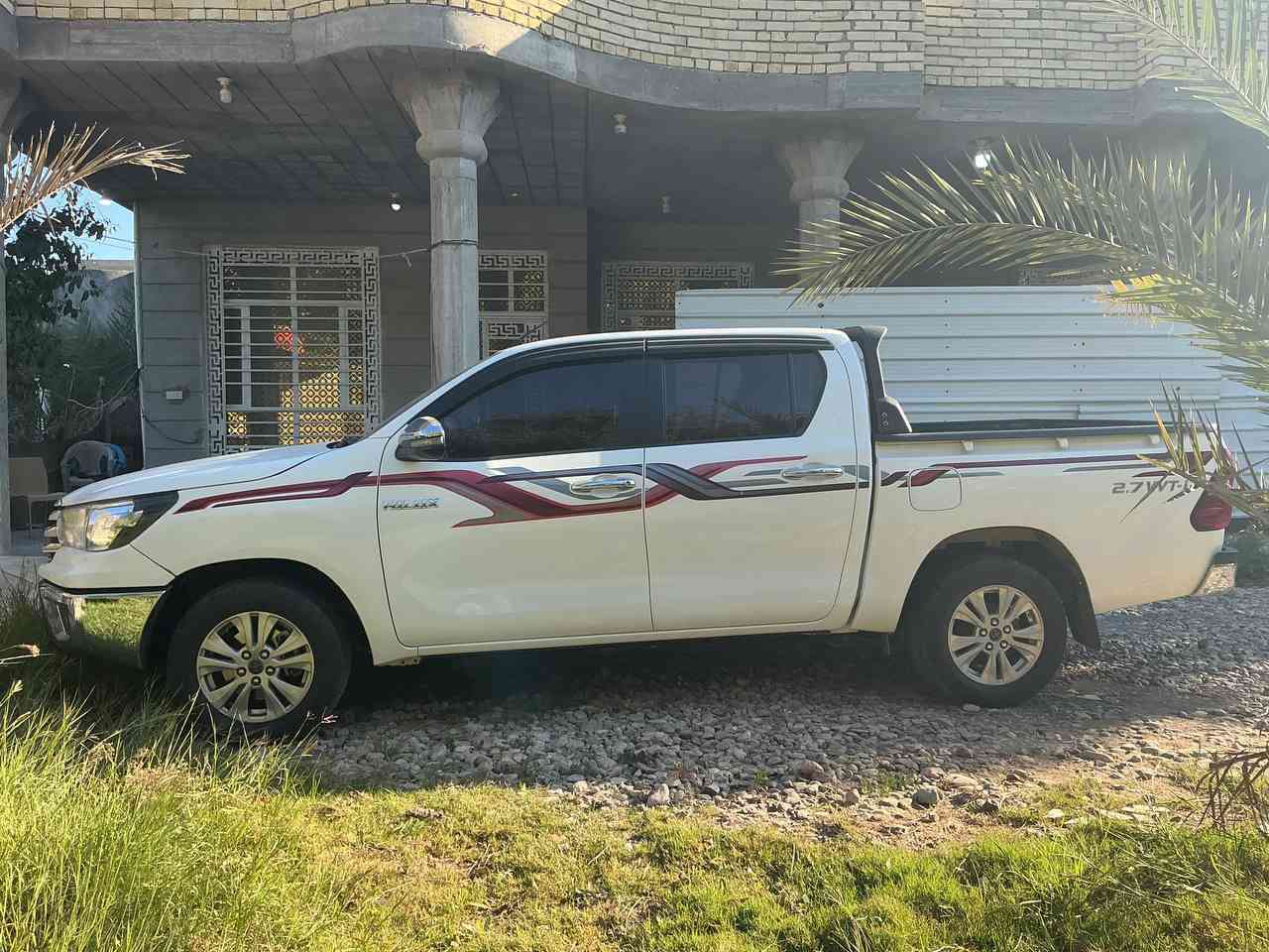 سلام عليكم  بيكم هايلوكس 2021كير عادي  كفاله عامه عدا جاملغ الامامي الايمن مبدل شركه رقم اربيل السعر 215 الاتصال ***********
