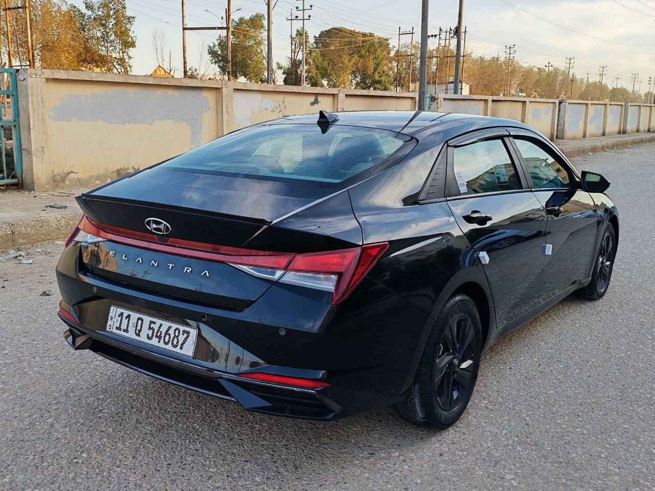 سياره على وضع الشركه مداور مباشر ماشيه (29mi) حره بسمي سنويه جديده مشروع وطني  السعر$(145) وبية مجال 
مكان السياره الناصريه مدينة الصدر  التصال  رقم صاحب السيارة  ***********
