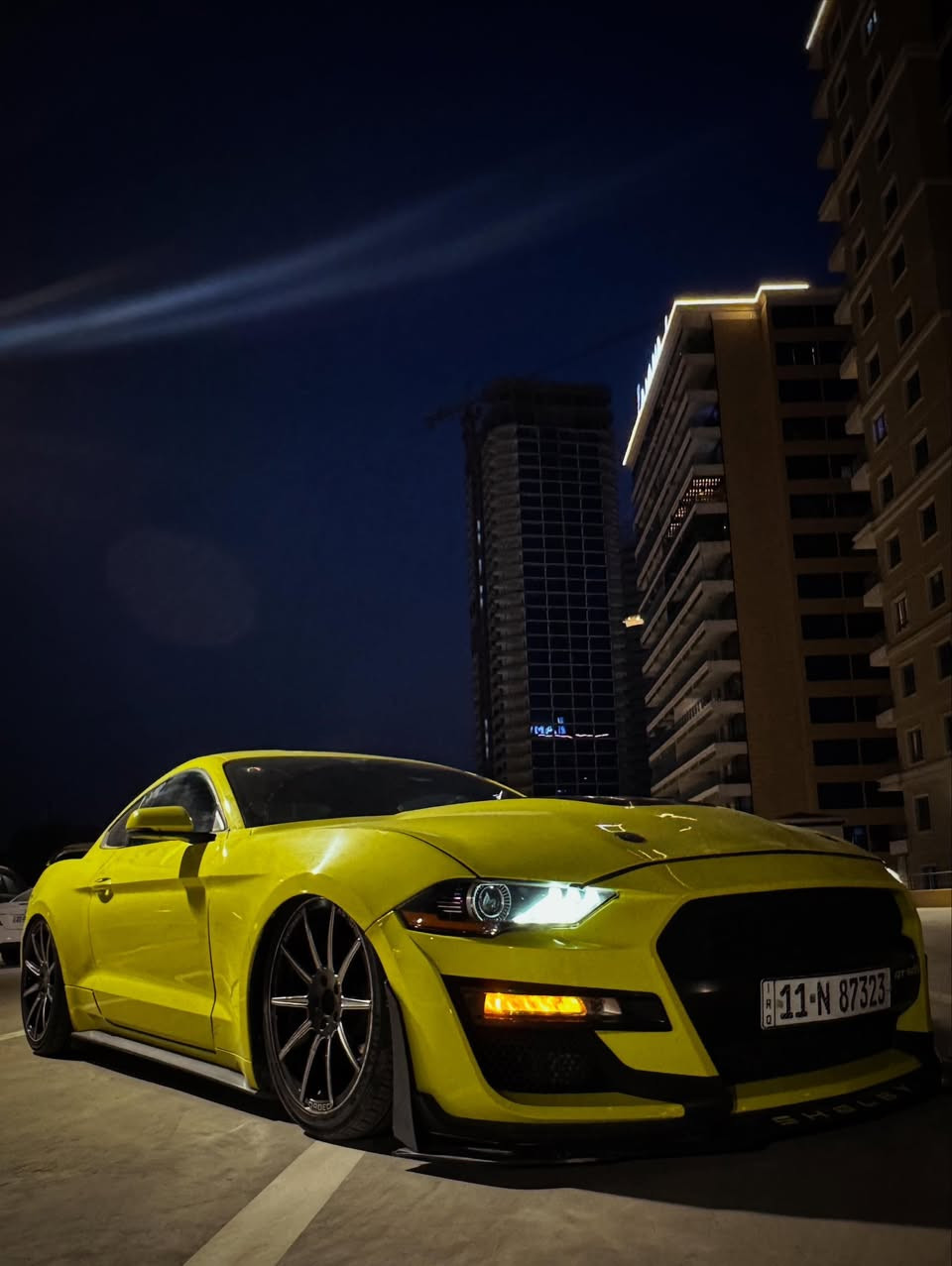 موستنك GT 2017 محدث 2022 شيلبي gt 500 
محرك 5000 
رقم بغداد ب اسمي 
حادث امريكا دعامية امامية وبالعراق جاملغ جهة السايق تغيير لون السيارة بدون ايرباك 
مواصفات (برميوم ) فول 1/1 
كشن جلد كهرباء
تدفئة تبريد 
اشاير ترحيب 
تشغيل عن بعد 
شاشة جبيرة sync 
كل المواصفات 

السيارة كت كامل شيلبي )(gt 500) بنيد دعامية دوسات سبويلر دفيوزر +ويل شيلبي تو سايز 

السيارة عليهة
 
جكات لورايدر S3 
فجوج برمبو 6 بستم 
كزوز 3 انج + دبات تحكم رمونت + x pipe 
بك لايت سموك 

ادامة كاملة السيارة 
تخم تاير تبريد صدر من كلشي جاهزة 

مكاني بغداد ***********

السعر 154 وبيها مجال واذا اكو مراوس نزل بالتعليقات
