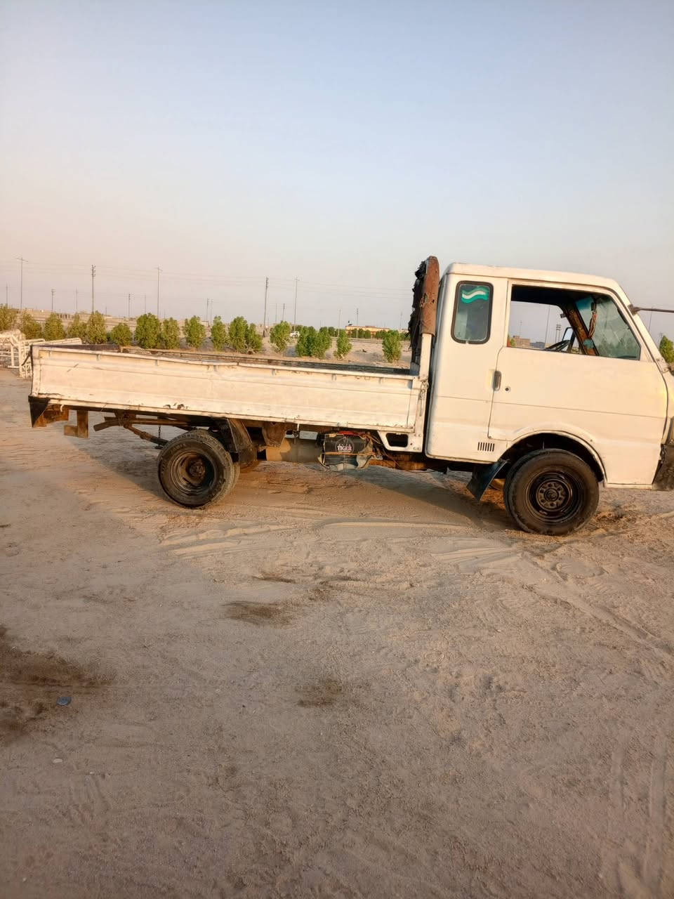 بنجو موديل 94 سياره بس راعيها احد من دله سعر 20 ورقه وبيها مجال ***********
