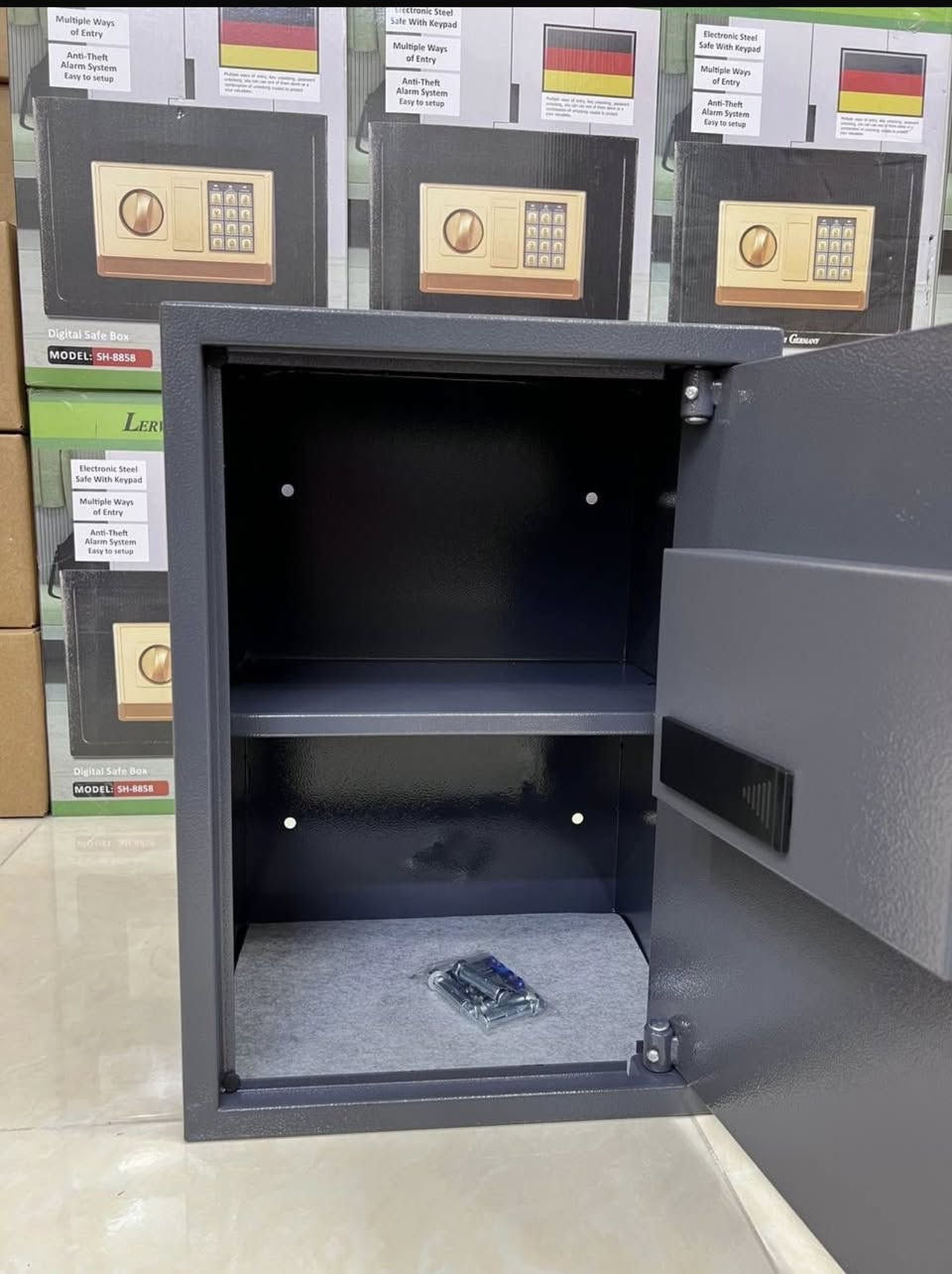 قاصّات أمان 🔐
للذهب – الفلوس – المستمسكات
والسلاح أو المسدس
فحص قبل الاستلام ✔️
توصيل لكل المحافظات
📩 راسلنا خاص


**إذا كنت صاحب هذا الإعلان وتريد حذفه لأي سبب، رجاءا أرسل رسالة إلى الدعم الفني**