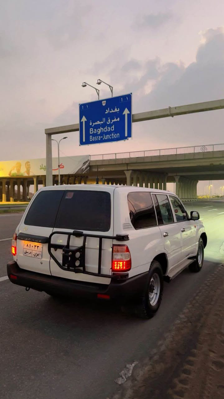 السياره بيها حزام تجميلي فقط بدون حادث
رقم اربيل سنويه منتهيه
موديل ٢٠٠٠
كير عادي فور ويل
دبل تانكي
غرفه جديده والسياره جاهزه
السعر ١٤٠ بيها مجال بسيط
*********** البصرة, العراق
