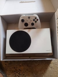 اكس بوكس سرييس اس للبيع سعره 325وبي مجال قليل الخاص مفتوح او راسلني عل...