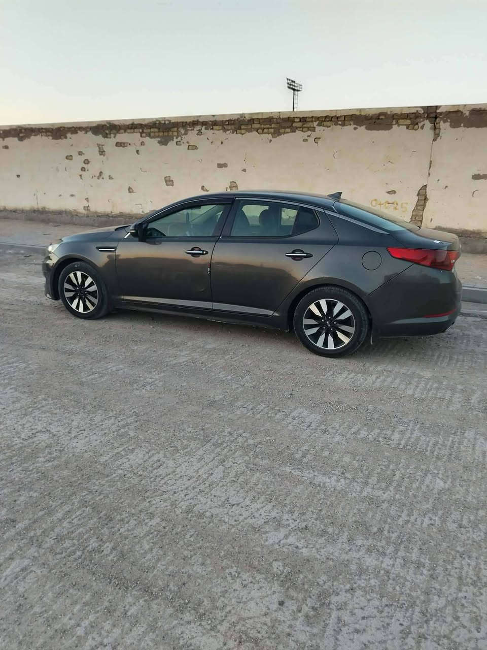 السلام عليكم اوبتما موديل 2013 وارد امريكي محرك 2400 حادثها جاملغ وباب بيها مكانات صبغ ابيع احزام مكينه مفتوحه تبريد تدفئه صدر امامي خلفي رقم واسط مشروع وطني مكان السيارة كوت الدجيلي السعر 95 الرقم ***********
