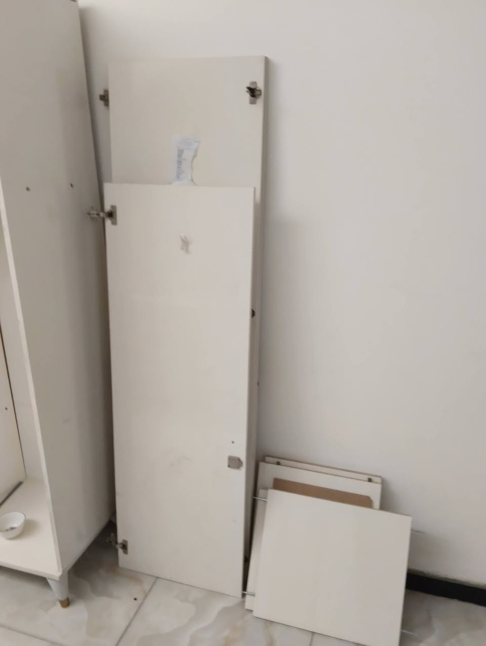 سلام عليكم غراض للبيع
كاونتر 135

ثلاجه رصاصيه 300

ثلاجه بيضه 150

مجمده 250

ميز طعام 4 كراسي 110

ديوان 60

ميز مال ابلازمه 125

مرجوحه عش عصفور 80

مبرده 100

مبرده داخليه 75

بنكهة عاموديه 15

كنتور تركي 3 باب 75
طالبيه ***********
