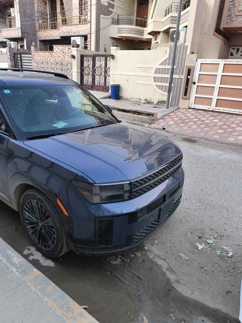 سنتافيا كالكرافي 2025 اعلى فئة
صبغ قطعة وحده باب خلف السكن 
مرقم بغداد جديد
بصمتين خمس كامرات
السعر 260$ 
***********
