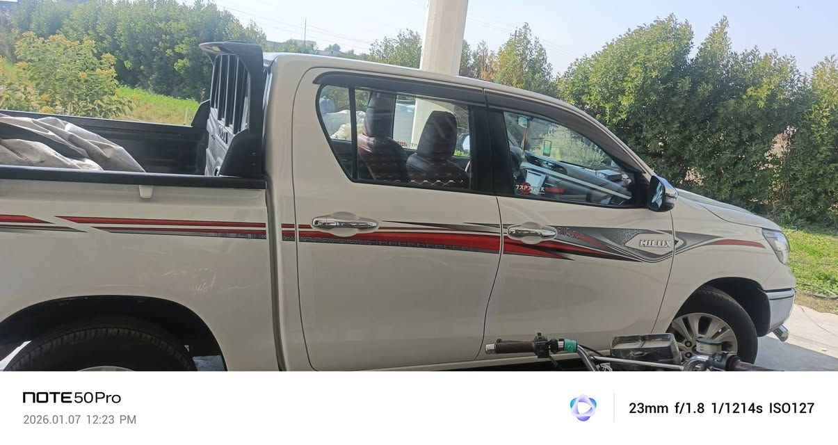 سلام عليكم فلاونزه للبيع موديل ١٨مكفوله السعر ٢٦٠رقم بقداد ***********
