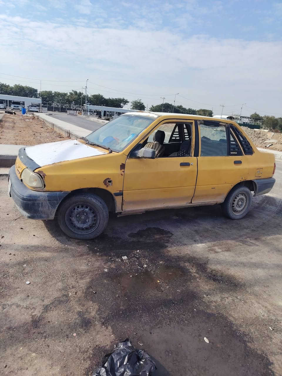 سلام عليكم سايبه كوم حديد البيع السعر بواحد وميه المكان كربلا جامعت فريحه سياره رقم بصره راعيها ماندله بس مكاتبه اكاتبك سعر بواحد وميه ***********
