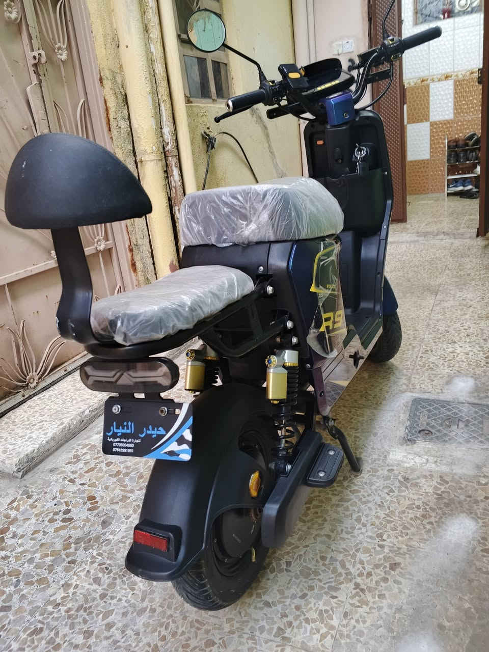 للبيع R9
مستخدم 3 أسابيع زيرو مشحون شحنه وحده فقط 
ماطور كله شرط وصل شراء موجود
سعر 525 شراي خابر 
***********
