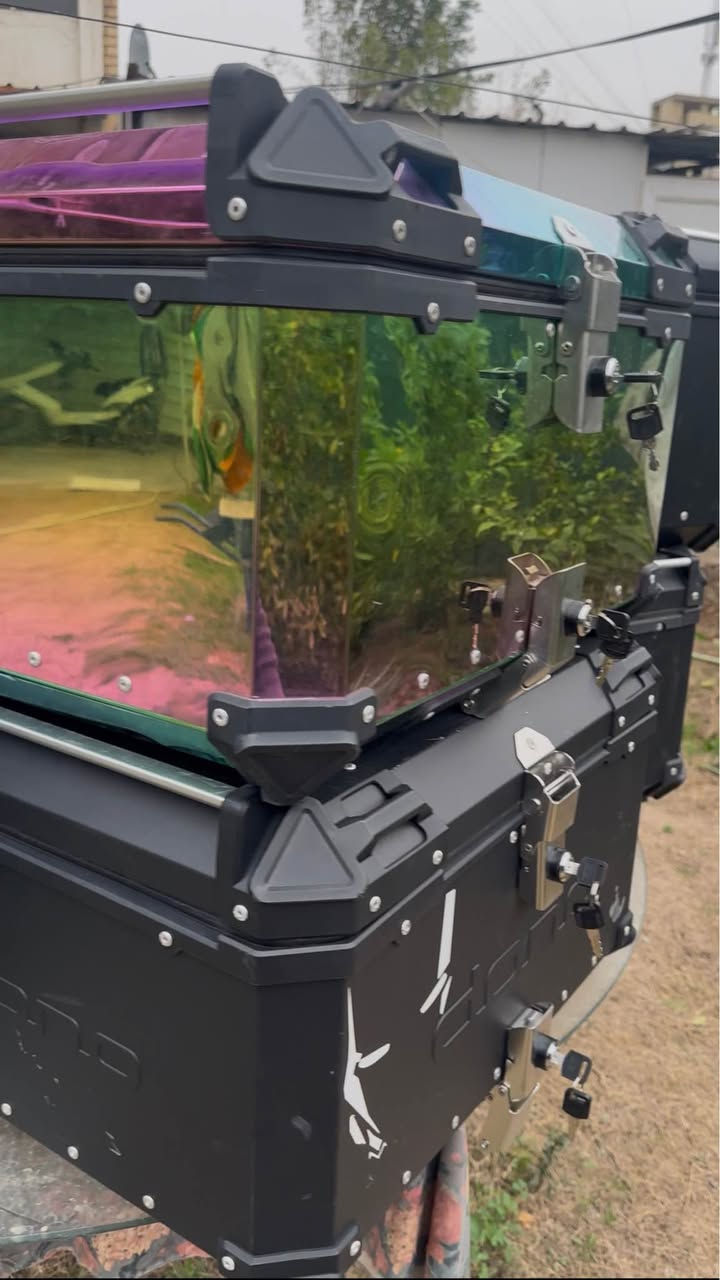 السلام عليك 
جنط المنيوم باله مستخدم يشبه الجديد 
🩸 بدون قواعد 🩸
قفاله فوك والجوه يشتغلن مع مفاتيح عدد 2 لكل قفل
سعر القطعه 85 الف 
للاتصال ***********
مكاني بغداد توصيل موجود بغداد, العراق
