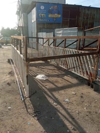 محجر كنتر نضيف طواله 5متر وعرضه مترين 20مكان بغداد بلديات 07738451957