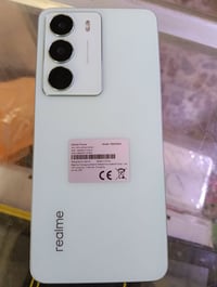 ريلمي 71  ذاكرة 256 عشوائي 8 الموبايل مستخدم شهر السعر 175 بدون ملحقات...