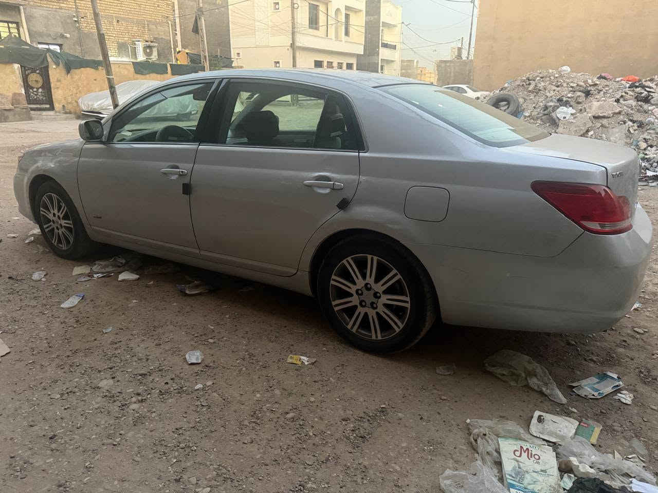 للبيع افلون 2006 وارد خليجي محرك 6 سلندر
تبريد ثلج حداديه امامي خلفي جديد 
تخم تاير جديد رقم بغداد دولي باسمي 
فول مواصفات عدا البصمه 
بيها صبغ قطعه واحده فقط 
بدون دواخل السونار مرفق بالمنشور 
مكان السيارة بغداد ***********
