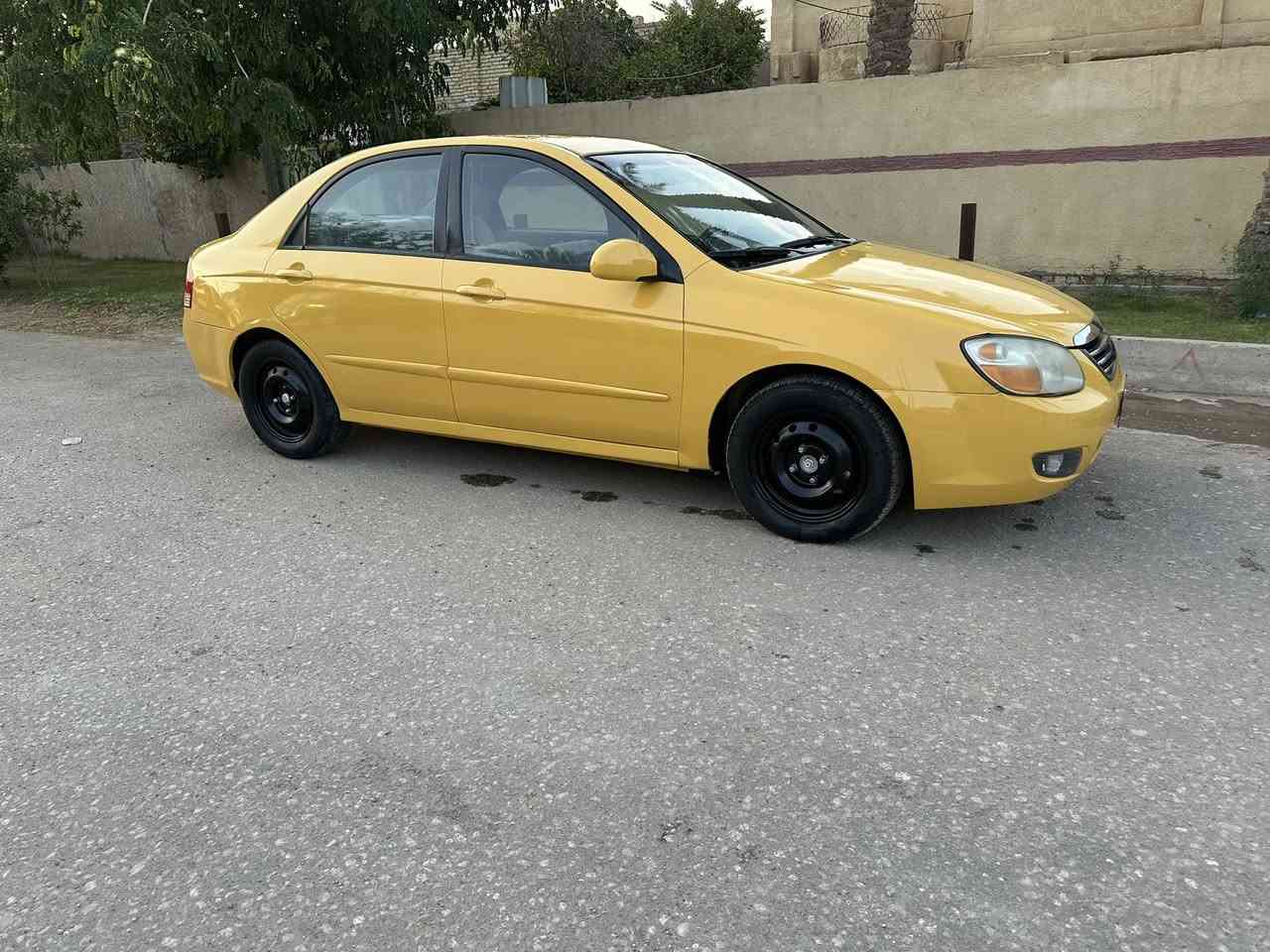 السلام عليكم سبكتره موديل 2008رقم بابل سياره جاهزه مكينه وكير وحداديه تخم تاير وتبريد حادثه بالحوض شويه 
السعر 67بيه مجال مكانه بابل ناحية النيل ***********
