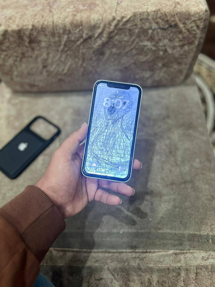 سلام عليكم تم النشر مره ثانيه بسبب الوعود الكاذبه
ايفون 11 محور 17
بطاريه:90
شاشه مبدله وبطاريه مرفوعه او مبدله 
ذاكره:128  فلاش واكف ودكم تعليه وتنصيه واكف 
ايفون 11 عادي 
ذاكره:نفس الشي 
بطاريه ممبدله والشاشه ستبدلت لان بيه خط بس مالته الاصليه موجوده 
كامرات واكفات فيس ايدي شغال 
بطاريه ممبدله ابداً 
التواصل :خاص
مراوس


**إذا كنت صاحب هذا الإعلان وتريد حذفه لأي سبب، رجاءا أرسل رسالة إلى الدعم الفني**