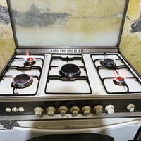 طباخ ايطالي • ٥ عيون • نظيف شغال