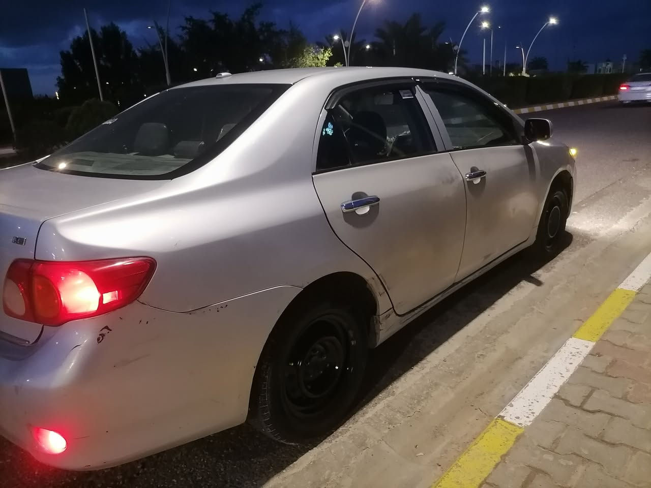 سلام عليكم 
كورلا  امريكي موديل  2009. بيها بابين صبغ مبينات رش فقط 
سياره جاهزه الف ماتخلي عليها  تخم تاير جديد صدر جديد 
السياره ليبل واحد  كير ومحرك شرط السياره رقم صلاح الدين سنويه ل٢٩ بسمي السياره 
السعر 110 وبيها مجال 
 ***********
