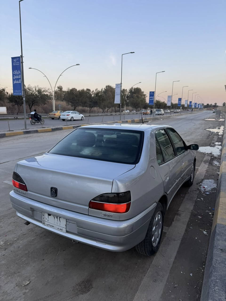 للبيع بيجو حجم ٣٠٦ موديل ٢٠٠١ مالك واحد من الوكالة 

ماشية ٢٥٠ الف رقم نينوى مميز ثلاثي 

البيع مع الرقم شرط التحويل السنوية ٢٠٢٨ 

بيها ٤ قطع وبيها تبديل بس مال القص 

لون سلفر المحرك بشرط كير بشرط تدفئ وتبريد 

للاستفسار 
***********
***********
