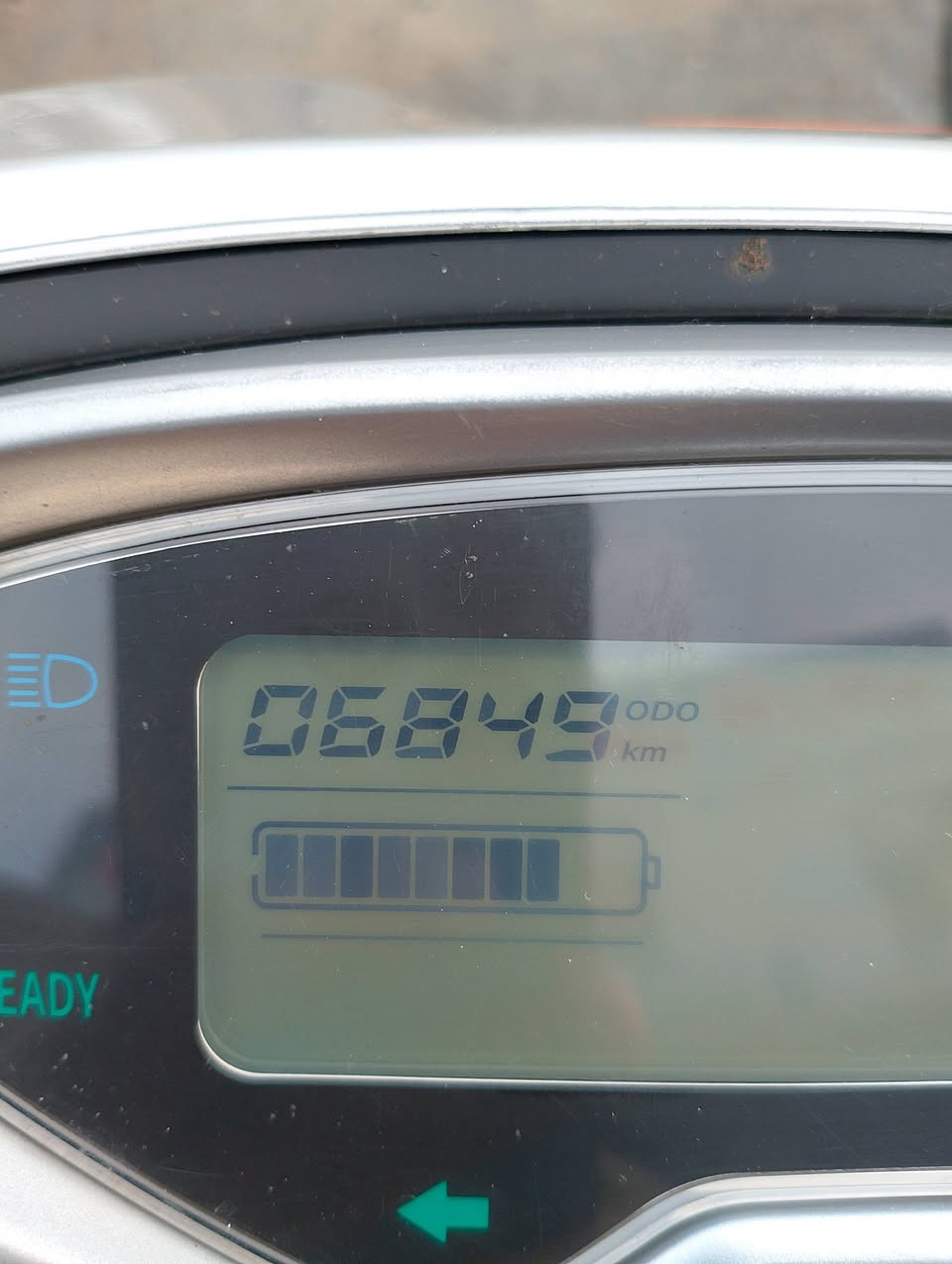 لام عليكم للبيع شحن2025 ياديا T9 ضمان 18 شهر صارله 4 شهر من نزلته رمبه دسك خلفي امامي ملف2000واط 6 بطاريات مخرج شحن دراجه اسخدام قليل السعر 600وبيه مجال مكاني بغداد الشعب ‏‪***********‬‏
