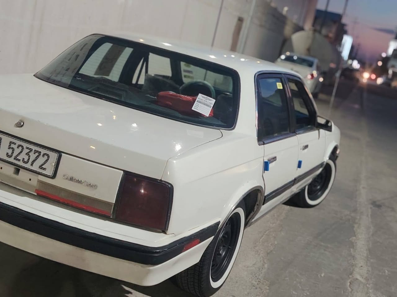 سلام عليكم اولدز موبل موديل 1990 رقم نينوى نكليزي سنويه لغايه 2030 شرط التحويل صاحب السنويه بكركوك دفتر بانزين موجود سياره بدون اي ضربه وحادث وخياس بشرط صدر نص عمر  4 تايرات جديده كهربائيات كله شغاله داخل وخارج لايت زينول شاشه عنواني كركوك سعر المطلوب 38 وبي مجال قليل الاستفسار الاتصال بالرقم ***********

