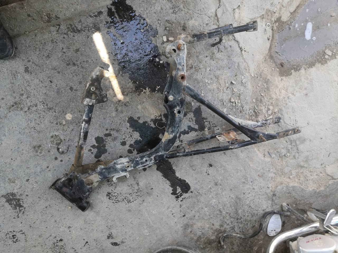 شلونكم شباب توفر عدي حاليا كل الي بل صور اسعار مناسبه جوه سوك مكاين كوم حديد جف تراب ابيع كامل او قطع ابيع ماكو شكال ***********
