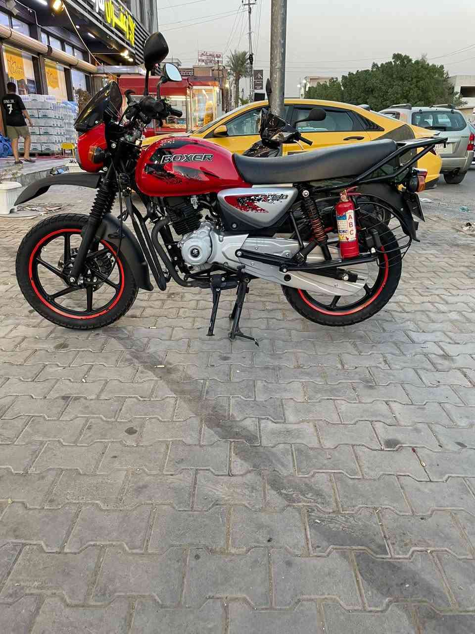 سلام عليكم دراجه بوكسر جبلي 2023للبيع استخدام شخصي ما مشتغله دلفري ماشيه25000الف حقيقي مكفوله من الشخط100‎%‎ تجي تفحص وتشوف بدون درع مرقم سنويه ولوحات تحويل ثاني يوم ب اسمي السعر 3100وبيها مجال مكان بغداد تقاطع درويش تواصل خاص او على الرقم *********** موجود اتصال و واتساب ما ارد ماسنجر والي ما عاجبه السعر اكو هواي دراجات لا يكسر بحاجت غيره♥️
