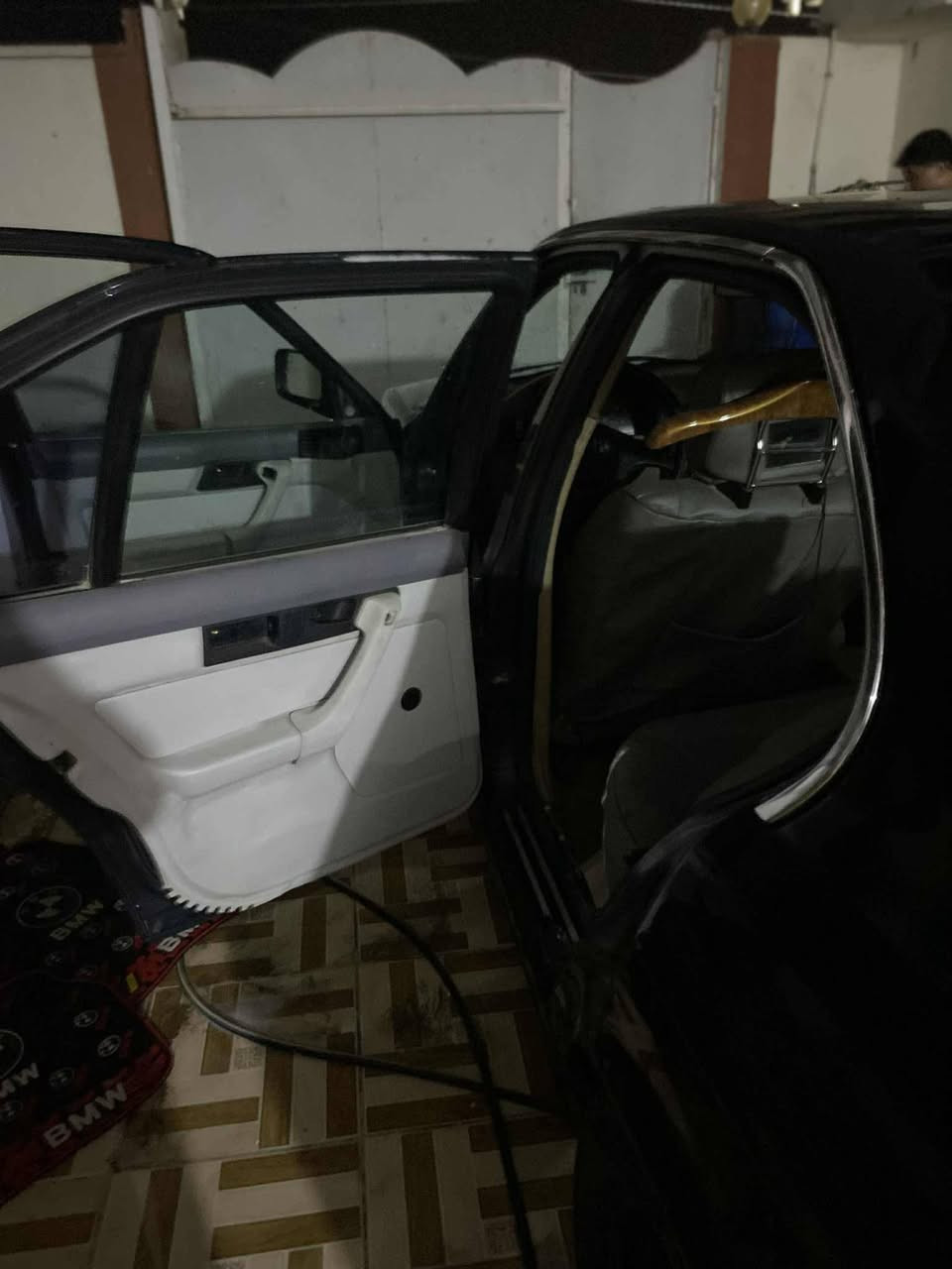 السلام عليكم بيئم 525 مسكر للبيع سياره جاهزه كير مكينه حداديه رقم بغداد الاستفسار ***********
