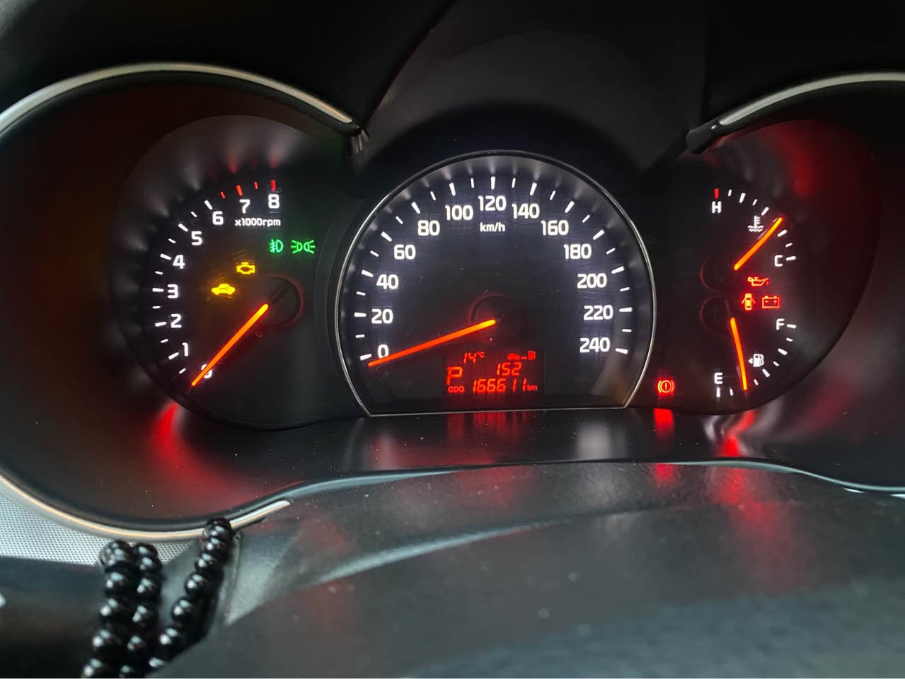 كيا سورنتوا خليجي 4 سلندر 2014 رقم اربيل بأسمي 
بدون مواصفات
السياره مكفوله من الضربه والصبغ
ماشيه 166 محرك مفتوح 
حداديه جديده 
مكان بغداد بغداد, العراق


**إذا كنت صاحب هذا الإعلان وتريد حذفه لأي سبب، رجاءا أرسل رسالة إلى الدعم الفني**