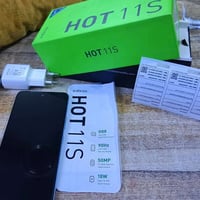 infinix Hot 11s  الجهاز استخدام قليل وكامل ملحقاته ونظافه فول  المواصف...