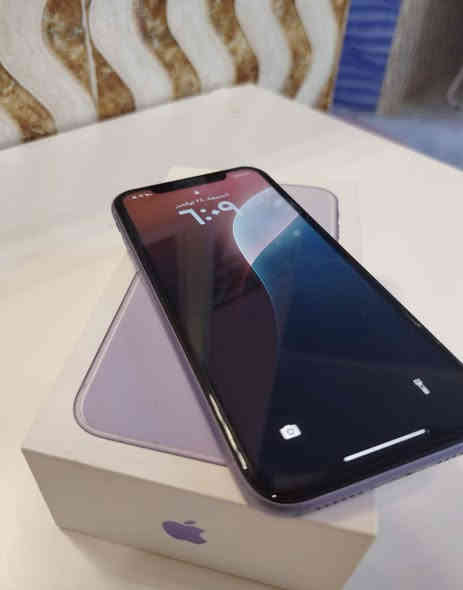 جهاز ايفون 11 عادي للبيع
النظافة %100
القطع كلها جديدة ولا توجد قطعه مستبدله
فقط البطارية %76
منفذ شريحة واحد
نموذج M يعني الجهاز جديد
الصنع كندا
لون بنفجسي
الملحقات فقط كارتون
السعر : 275 الف وبي مجال بسيط  
التواصل : ***********
